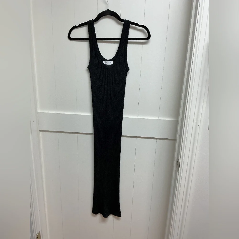 Everlane Black Ribbed Midi Dress, Large - Picture 2 of 3
